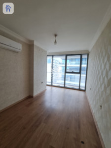 شقة عصرية بغرفتي نوم وإطلالة رائعة image 2