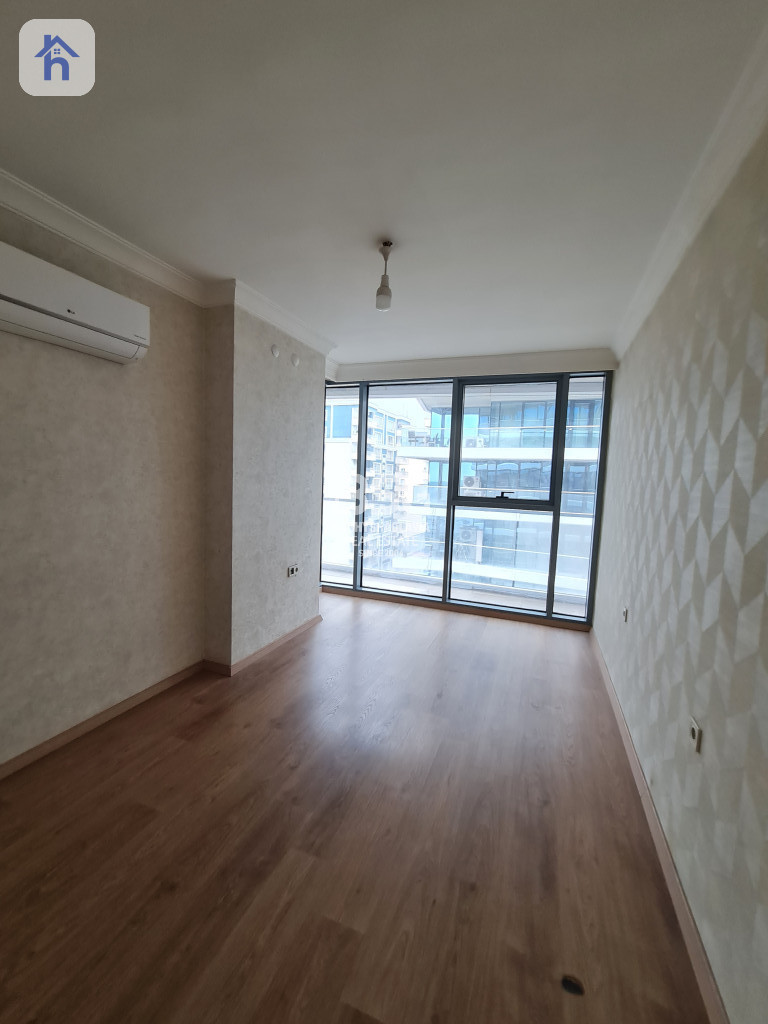 شقة عصرية بغرفتي نوم وإطلالة رائعة صورة 2