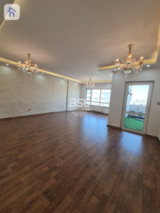 Spacious 4 Bedroom Apartment for Rent Image 8