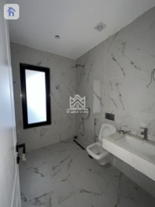 Spacious house in Spanish Village 2 image 18