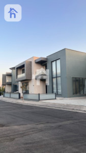 Modern House image 1