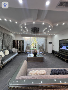 VIP House image 9