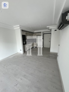 Modern 1 Bedroom Apartment in Rami Towers image 2