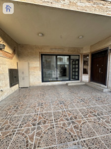 Spacious house with multiple rooms image 3