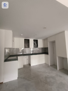 Modern Apartment with 2 Bedrooms image 2