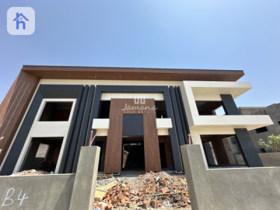 Spacious Villa in Prime Location image 2