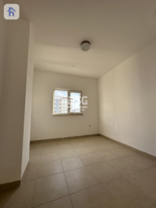 Charming 3BR Apartment for Sale Image 7