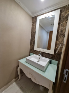 Elegant 3-Bedroom Apartment for Rent Resim 17
