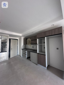 Modern Rental Apartment in Prime Location image 1
