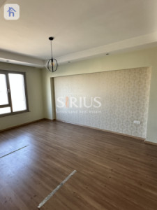 شقة حديثة بثلاث غرف نوم في مدينة جيهان للبيع صورة 6