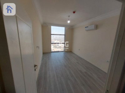Cozy apartment with great views Image 3