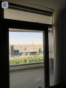 Studio Apartment image 6