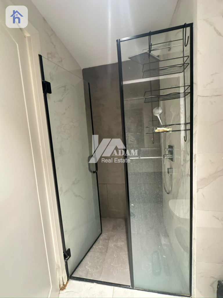 Cozy 2-Bedroom Apartment with 2 Bathrooms Image 2
