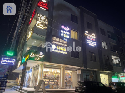 Multi-Floor Commercial Building in Al Dora Resim 3