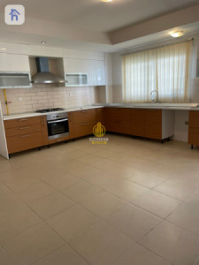 Modern Apartment Image 11