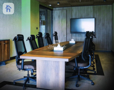 Modern Office with Central Location Image 3