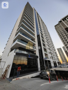 Apartment in central park with 1 Bedroom image 2