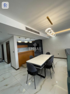 شقة مفروشة بثلاث غرف نوم في سكاي تاورز image 2