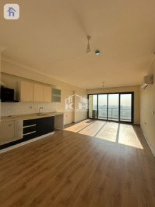 شقة مريحة في المدينة مع إطلالة image 1