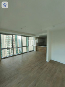 Modern 1-Bedroom Apartment in Erbil image 1