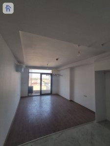 Studio Apartment in empire pearl image 4