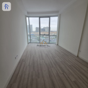 A 4+1 apartment for rent in Empire square image 4