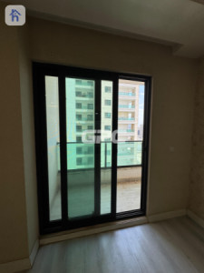 Cozy 1 Bedroom Apartment in MNW Towers Image 4