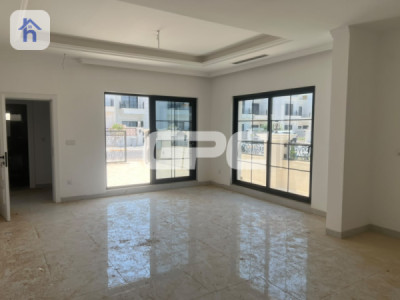 Corner House Image 8