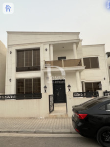 Spacious Family Home in Aram Village Resim 3