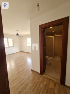 Internal View Apartment Image 8