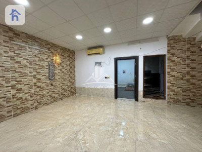 Spacious House with Multiple rooms Resim 8