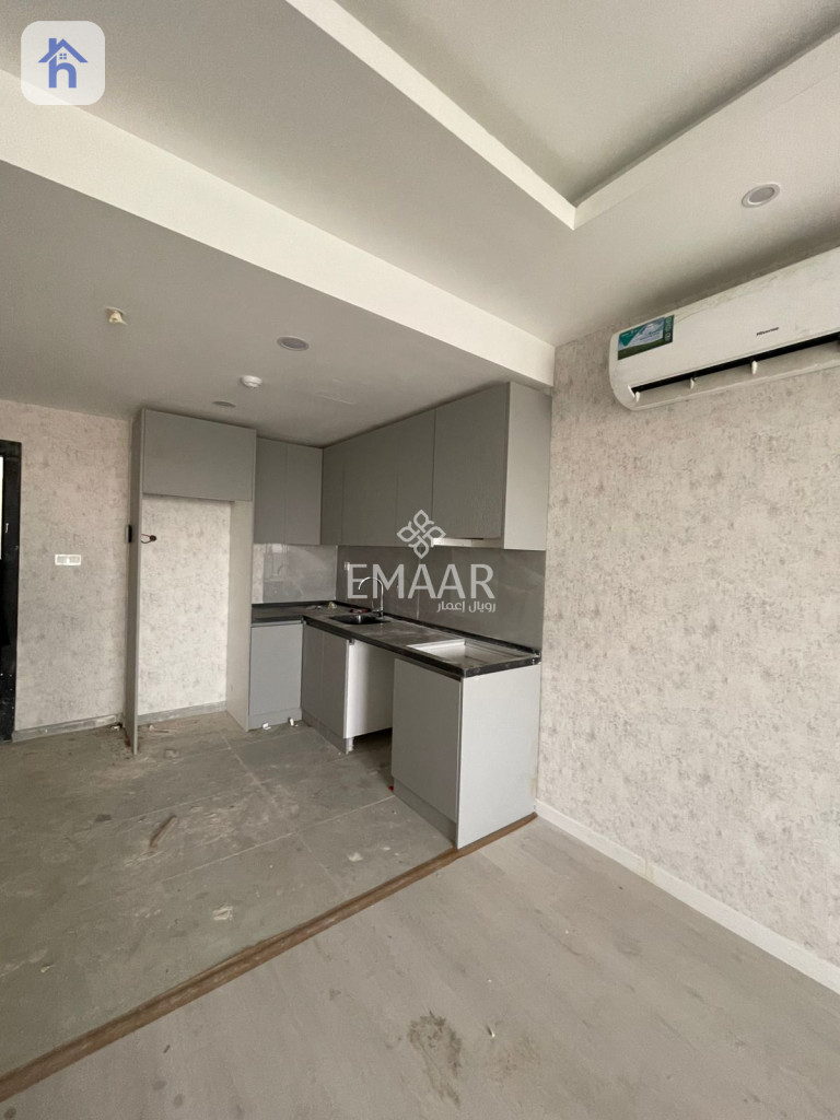 One Bedroom Apartment in Queen Tower