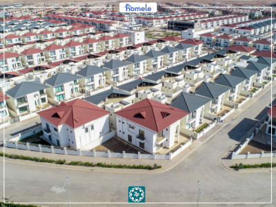 Spacious House with 4 Bedrooms image 2