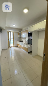 Spacious 3-Bedroom Apartment in Prime Location image 2