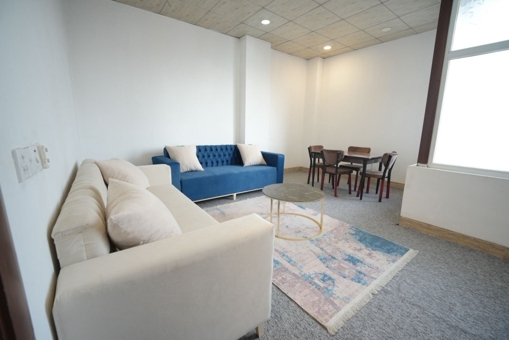 شوقەی ڕاخراو بۆ کرێ