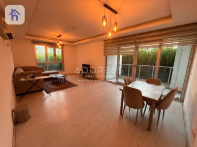 Spacious Apartment in Empire Wings image 2