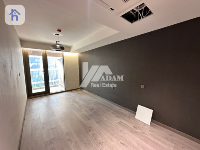 Bright and Spacious Rental Apartment Image 3