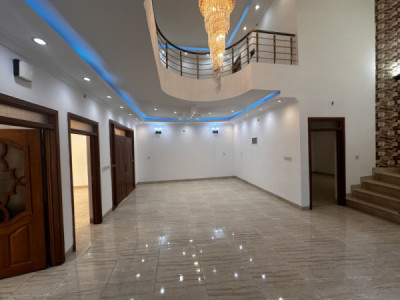 خانووی دوو نهۆمی وێنە 4