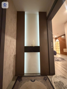 Luxury Apartment image 23