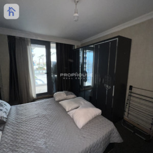 Elegant 2-Bedroom Apartment with Amenities Image 7