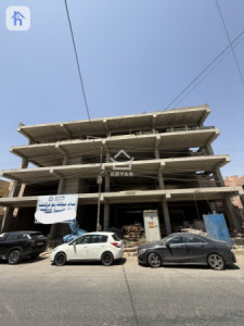4 Floors Commercial Building, Prime Location image 1