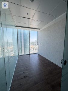 Modern Office Space in Empire Business Towers Resim 3
