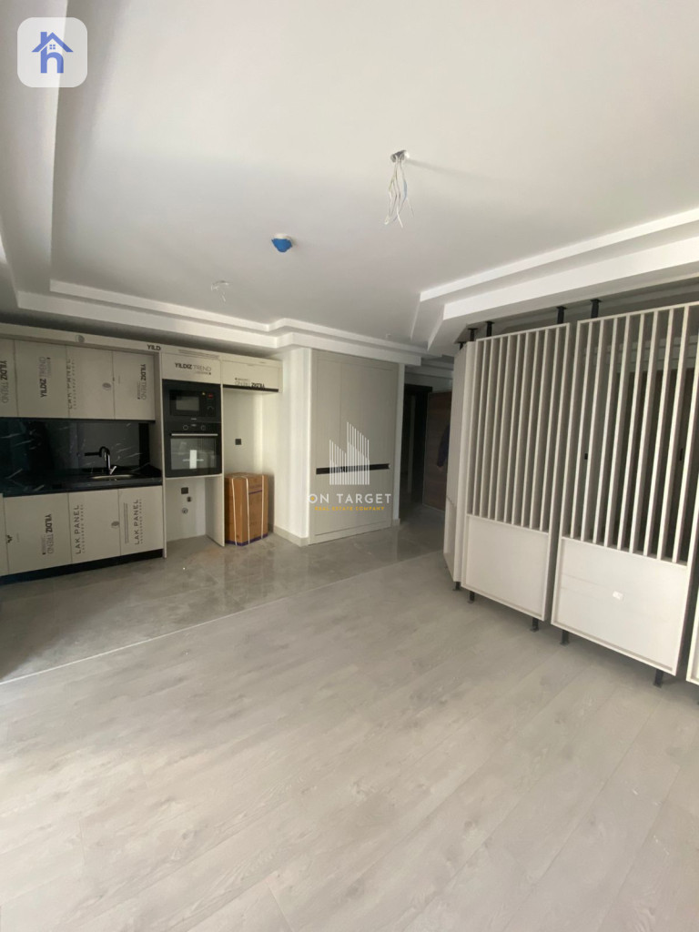 Modern 1 Bedroom Apartment in Rami Towers