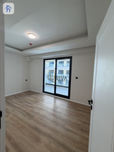 Modern 1 Bed Apartment Image 3