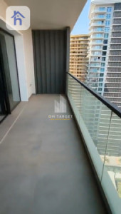 Studio Apartment image 6