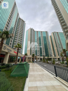 Spacious apartment in Empire Square Image 16