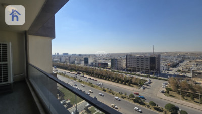 Luxurious 10th Floor Apartment image 1