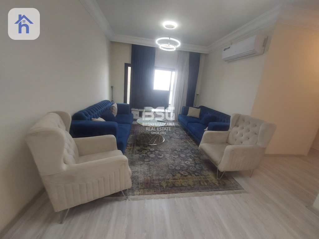 Cozy 2 Bedroom Fully Furnished Apartment