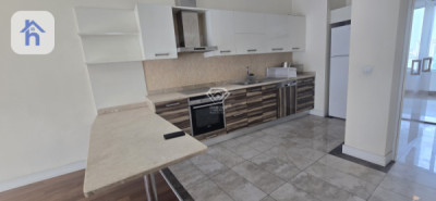 Cozy 1-Bedroom Apartment in Gulan Tower image 2