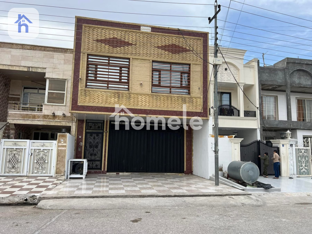 Commercial House (150m²)